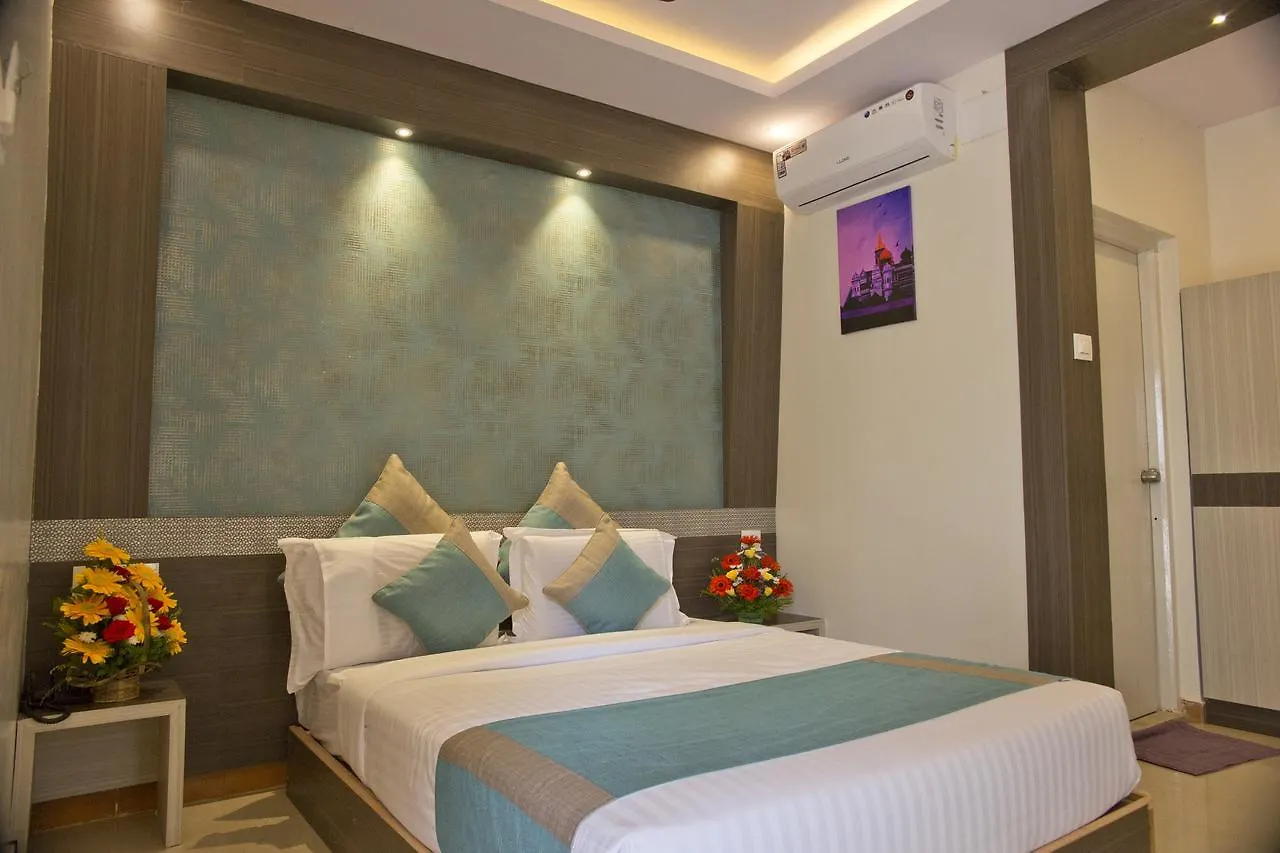 Aishwarya Le Royal Hotel Mysore 3*,  India